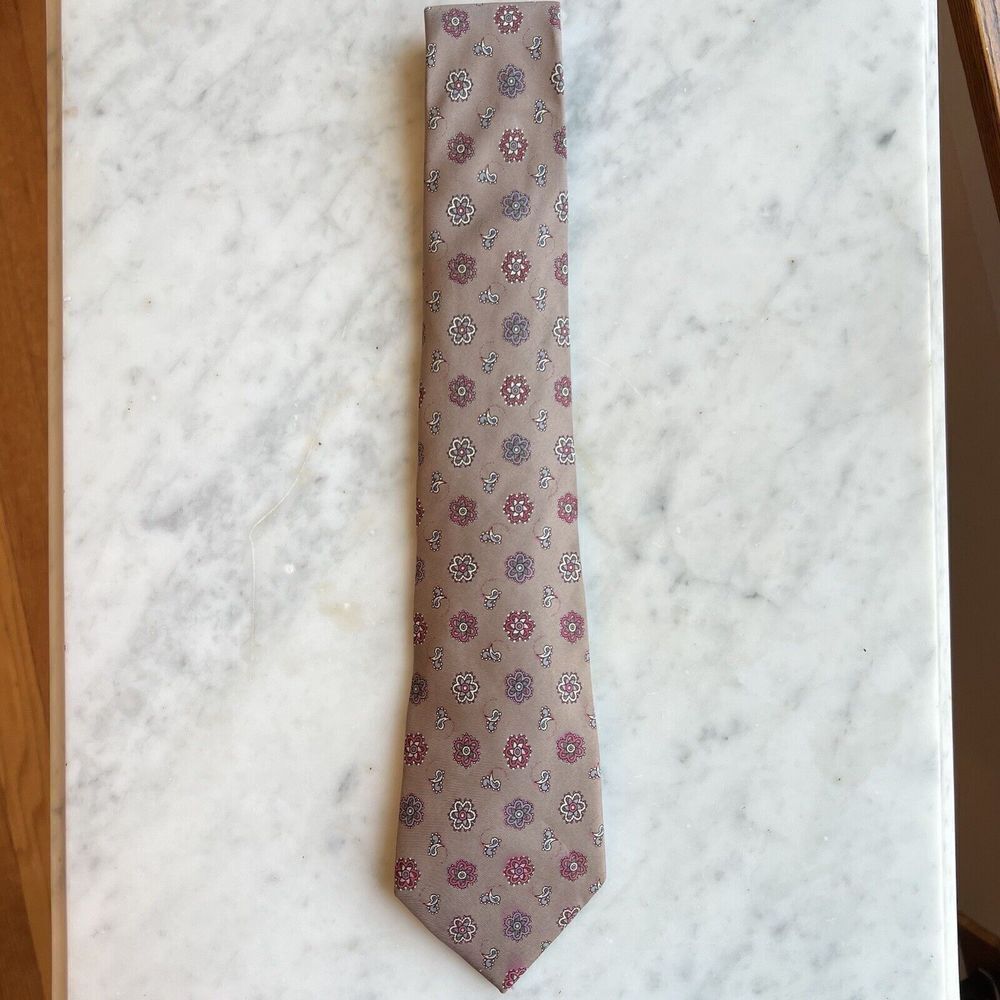 Marshall Fields Men’s Silk Tie Pink Purple Red Floral Polka Dot Stunning